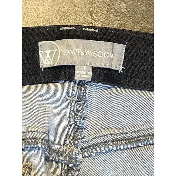 Wit & Wisdom Jeans Women’s Size 4 Blue Frayed Bottoms Stretch Waist - Picture 3 of 8